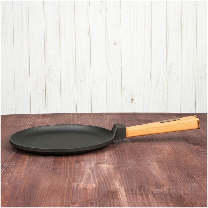 Cast iron pancake pan with removable handle Brizoll 22cm 4 Cast iron pancake pan with removable handle Brizoll 22cm 4
