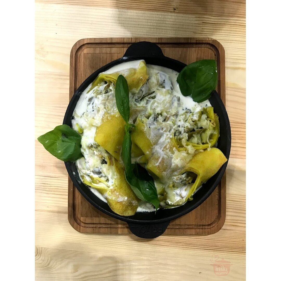 Ketaus keptuvė su mediniu padėklu "HoReCa" 20 cm 13