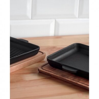 Cast iron grill pan with wooden tray "HoReCa" 18x18 cm 8 Cast iron grill pan with wooden tray "HoReCa" 18x18 cm 8