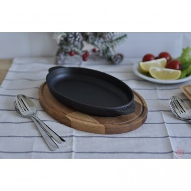 Cast iron frying pan with wooden tray "HoReCa" 18 cm 8